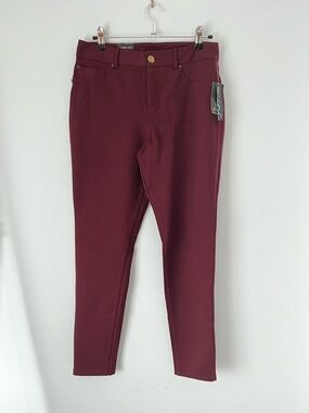 NWT INC International Concepts, Burgundy Skinny Leg Pants, Size 10